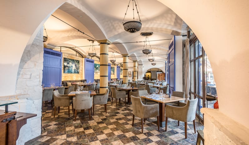 Columbia Beach Resort-Apollo Tavern 4_5813